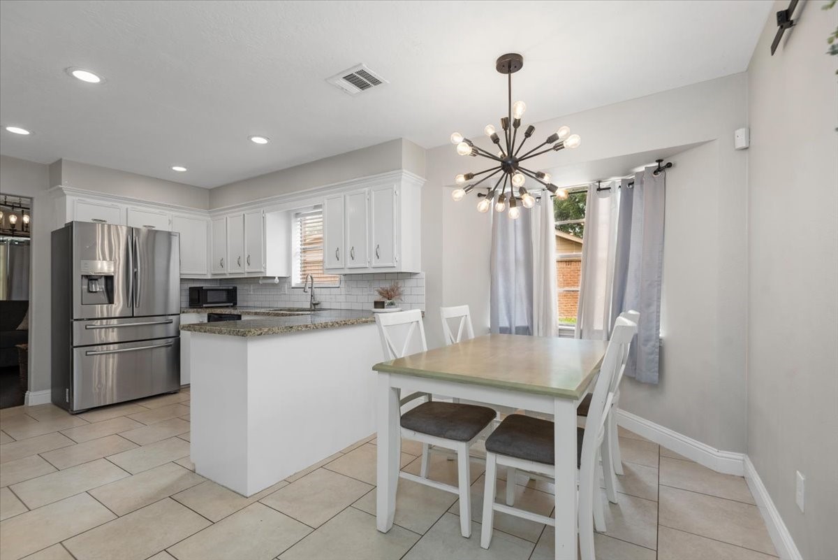 283 Shekel Lane Houston, TX 77015 - Photo 18 of 47