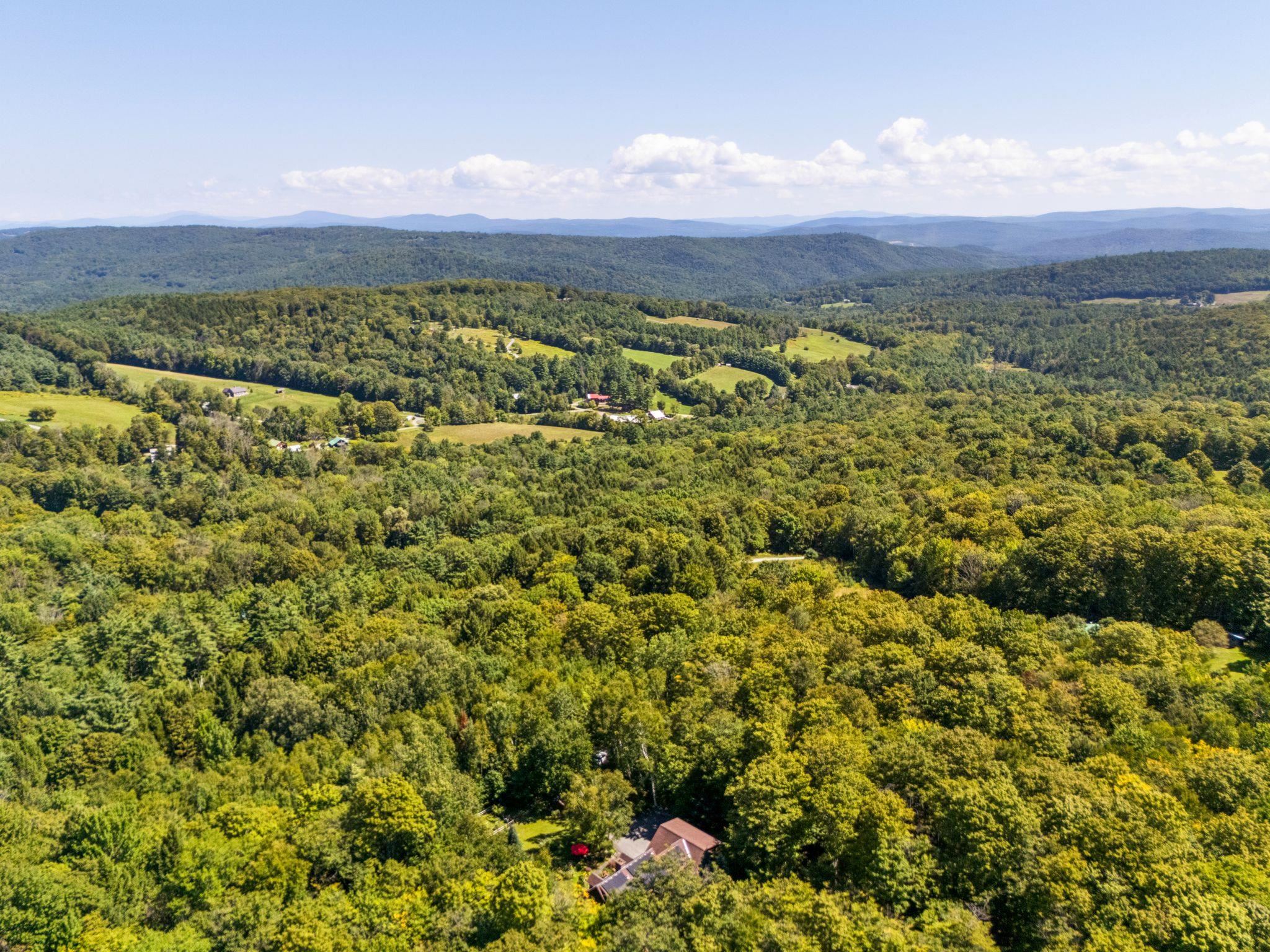 233 Brothers Road Hartland, VT 05048 - Photo 47 of 52 Gallery Image 47