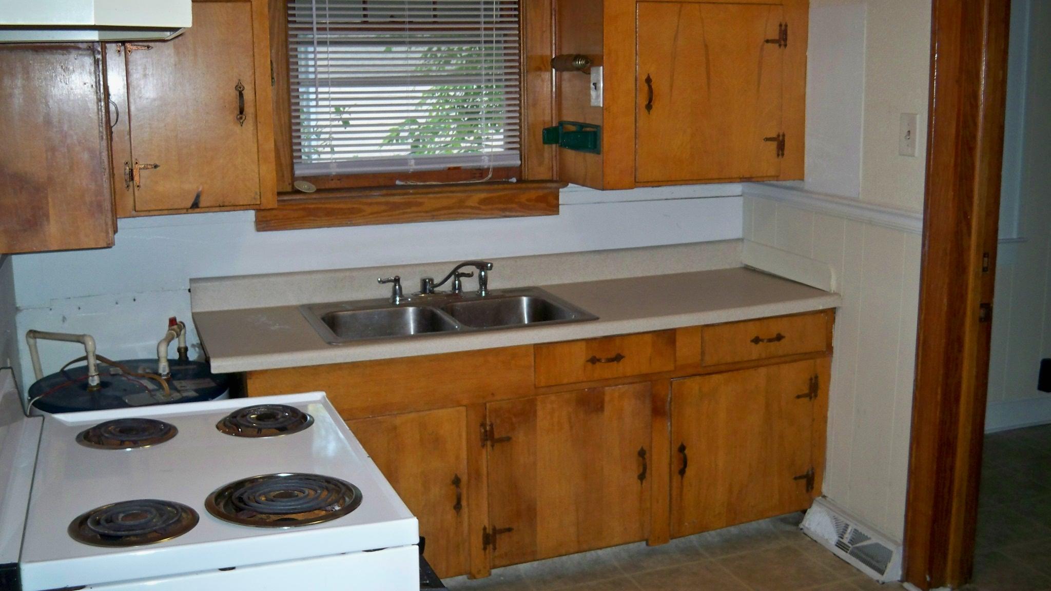 2139 Dorchester Road North Charleston, SC 29405 - Photo 4 of 9 2139_Dorchester_4-15-10_012 - Copy
