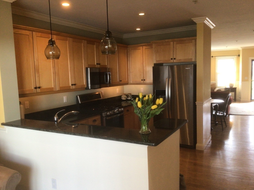 199 Victory Road, Unit 199 Quincy, MA 02171 - Photo 6 of 30 Gallery Image 6