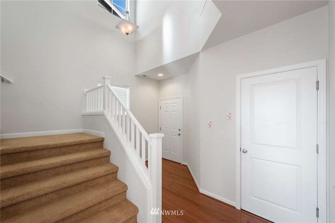 3910 177th Street Southeast Bothell, WA 98012 - Photo 3 of 27 a view of entryway