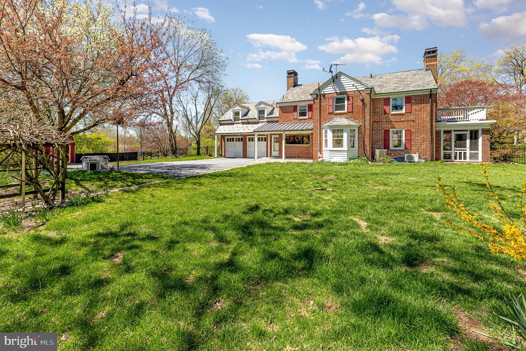 2315 Bellevue Road Harrisburg, PA 17104 - Photo 7 of 51 Gallery Image 7