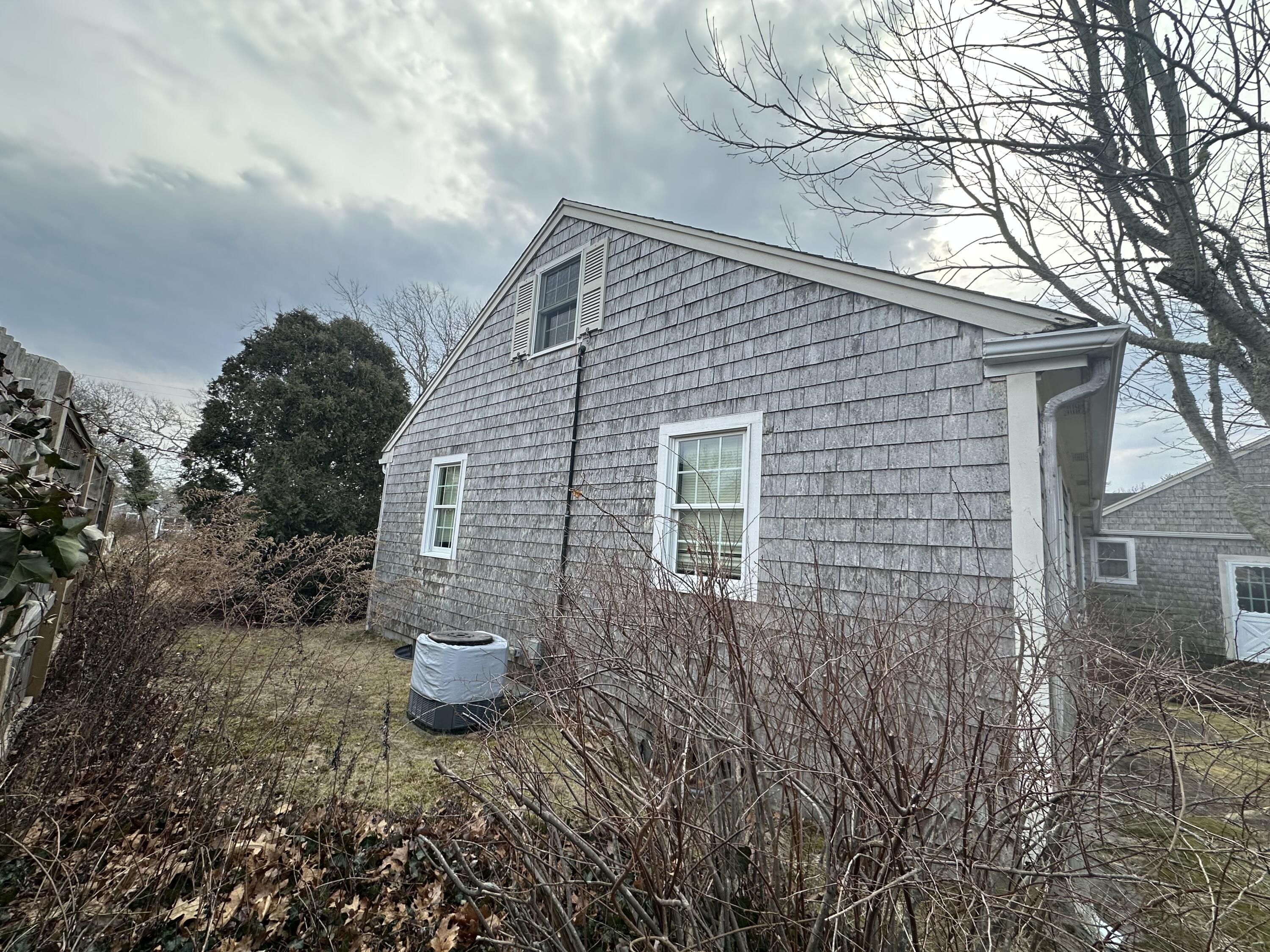53 Pine Road West Dennis, MA 02670 - Photo 8 of 40 IMG_0217