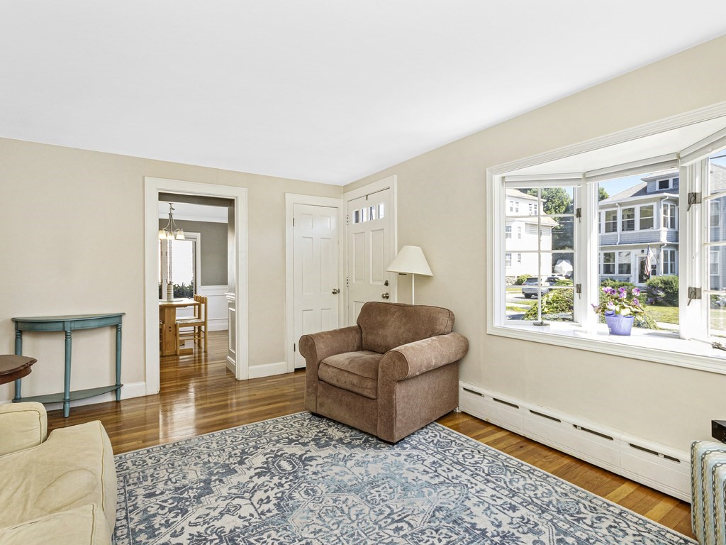 21 Harding Road Norwood, MA 02062 - Photo 6 of 27 Gallery Image 6