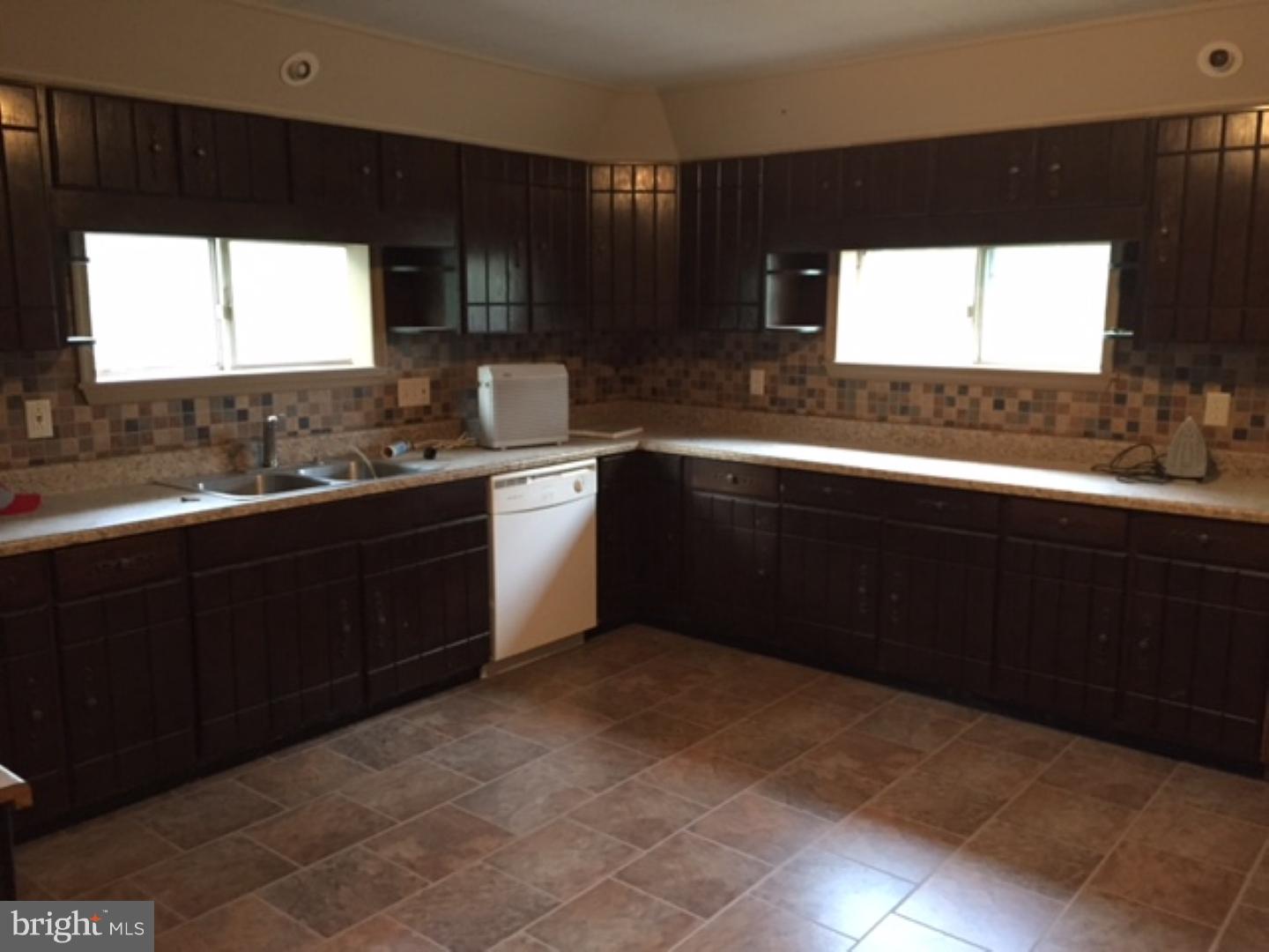 158 Heckman Road Temple, PA 19560 - Photo 8 of 21 Gallery Image 8