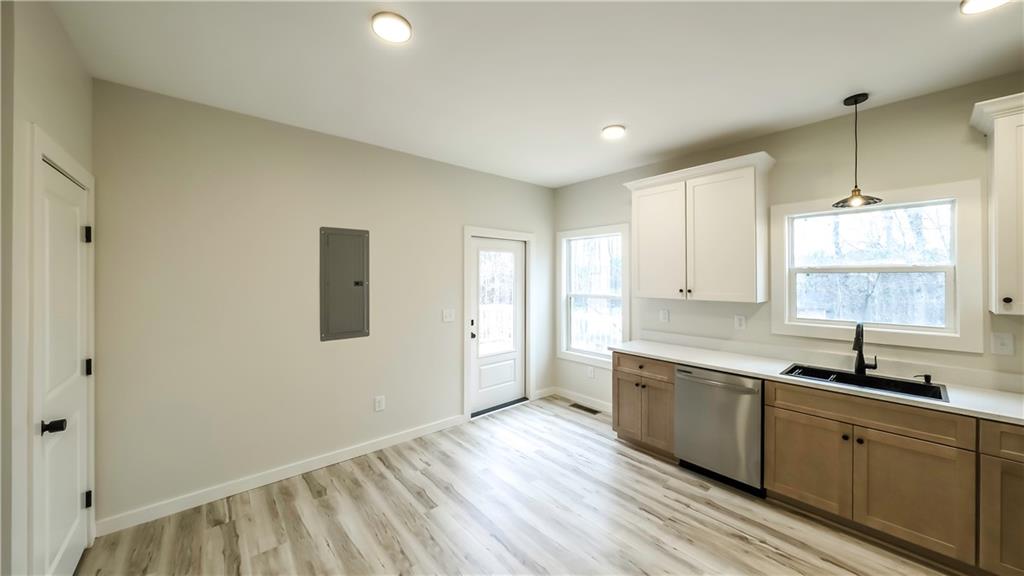 533 Tree Ridge Drive Carrollton, GA 30116 - Photo 6 of 50