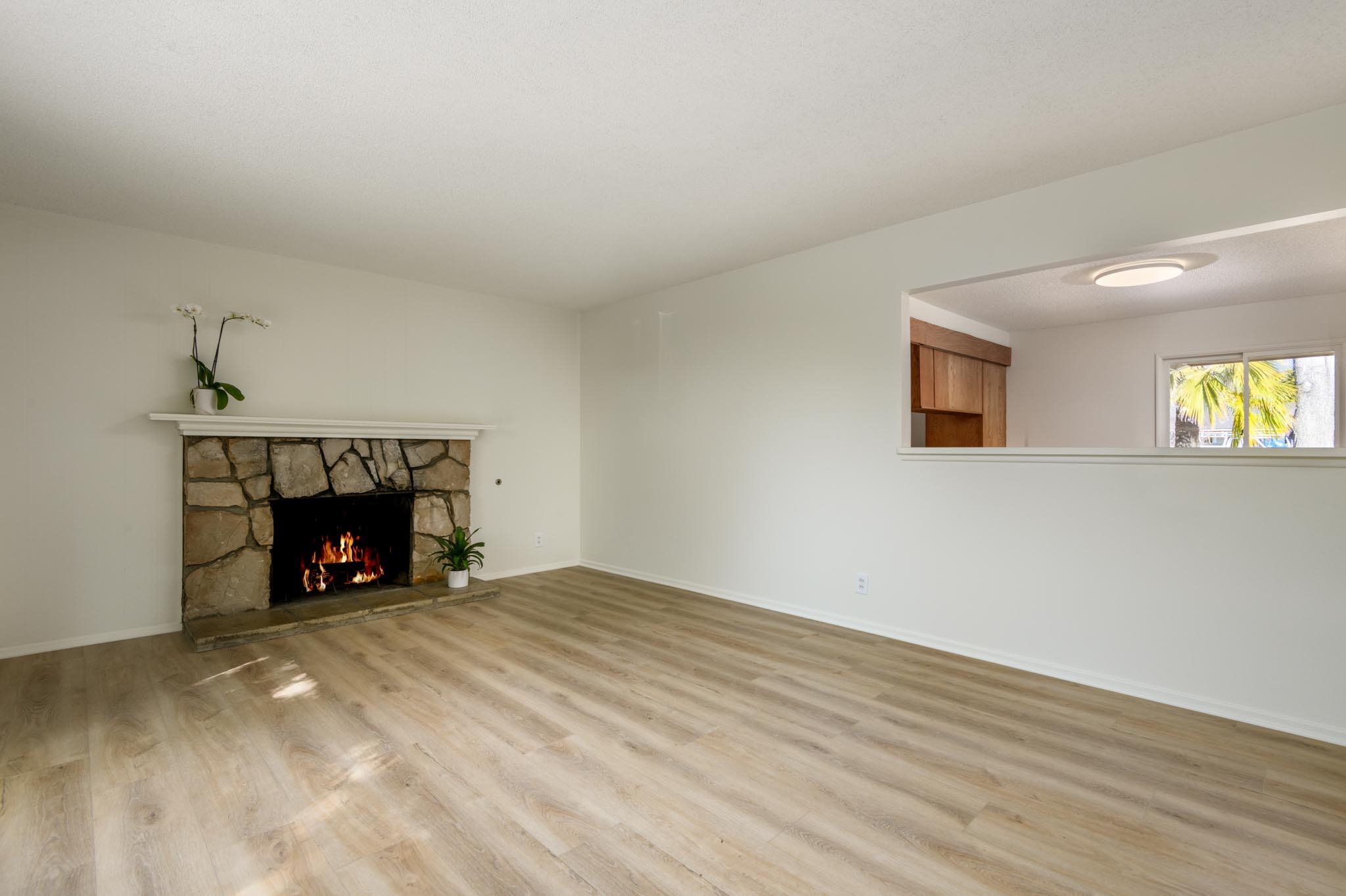 5529 Berkeley Road Goleta, CA 93111 - Photo 16 of 37 LivingRoom3