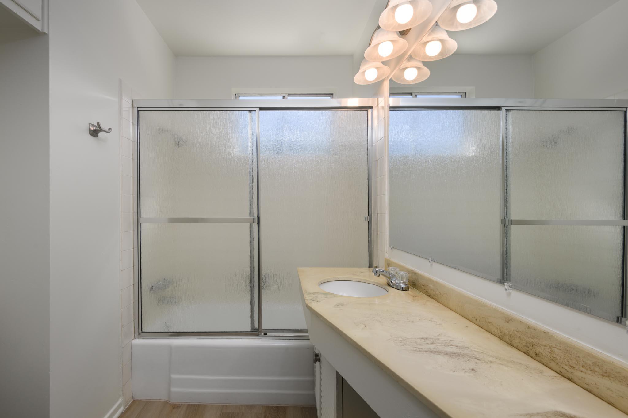 5529 Berkeley Road Goleta, CA 93111 - Photo 25 of 37 BathRoom