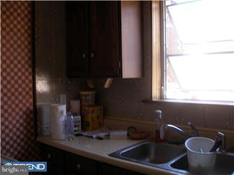 829 Arbor Road Lansdowne, PA 19050 - Photo 5 of 8 Kitchen