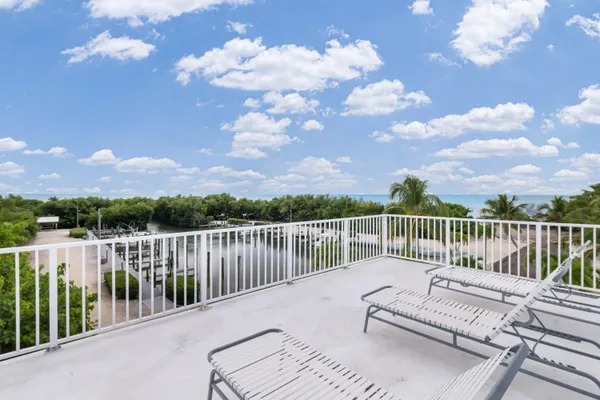 $1,090,000 | 58950 Overseas Highway, Unit 13, Marathon, FL 33050