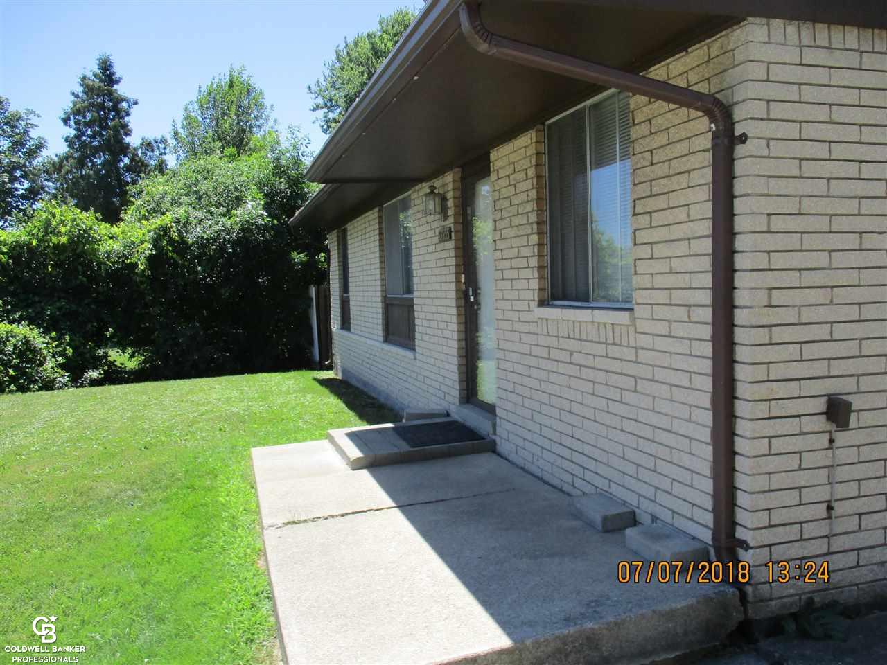 33555 Ryan Sterling Heights, MI 48310 - Photo 6 of 19 31353747-5.JPG
