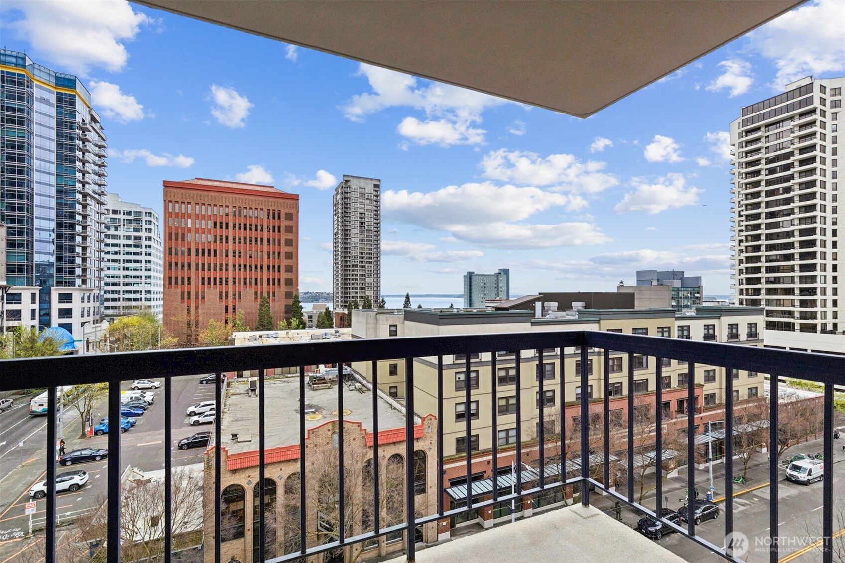 2100 3rd Avenue, Unit 802 Seattle, WA 98121 - Photo 35 of 35 a city view from a balcony