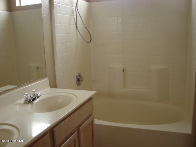 8656 West Granada Road Phoenix, AZ 85037 - Photo 14 of 23 HOME