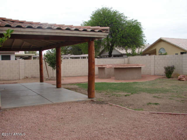 8656 West Granada Road Phoenix, AZ 85037 - Photo 8 of 23 HOME