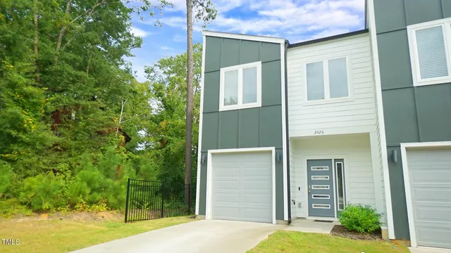 $1,750 | 2026 Arlo Cross Way, Durham, NC 27704