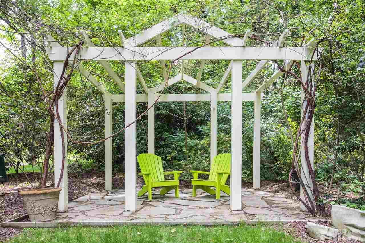 713 Runnymede Road Raleigh, NC 27607 - Photo 28 of 30