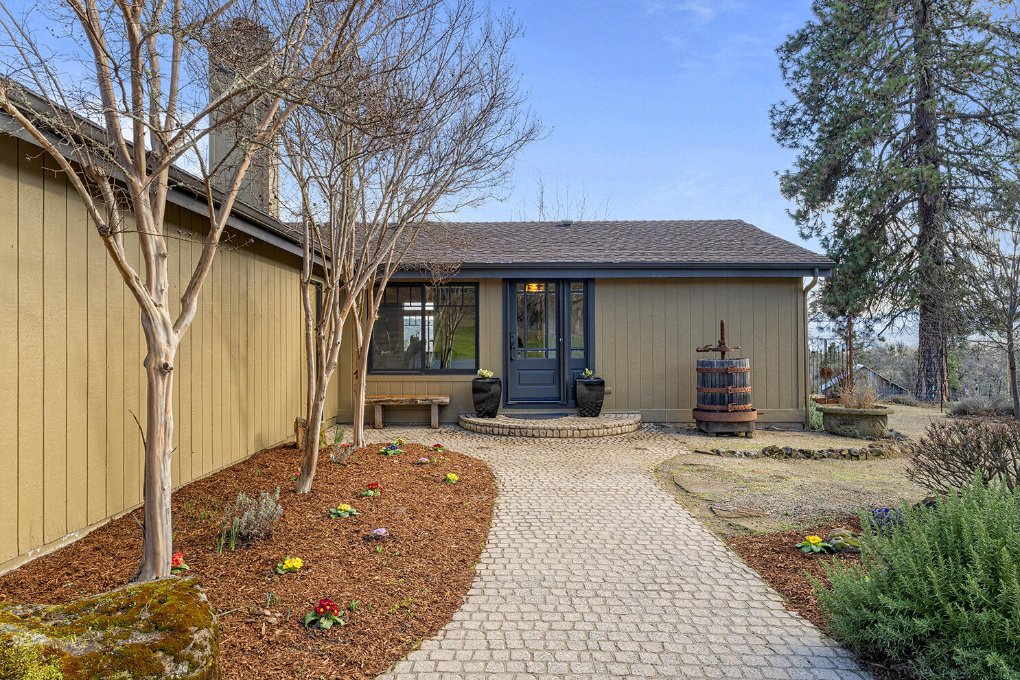 1052 Holcomb Springs Road Gold Hill, OR 97525 - Photo 19 of 65 Landscaped Front Entry with Paver Walkway