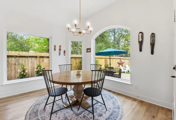 $862,000 | 68 East Sandalbranch Circle, The Woodlands, TX 77382