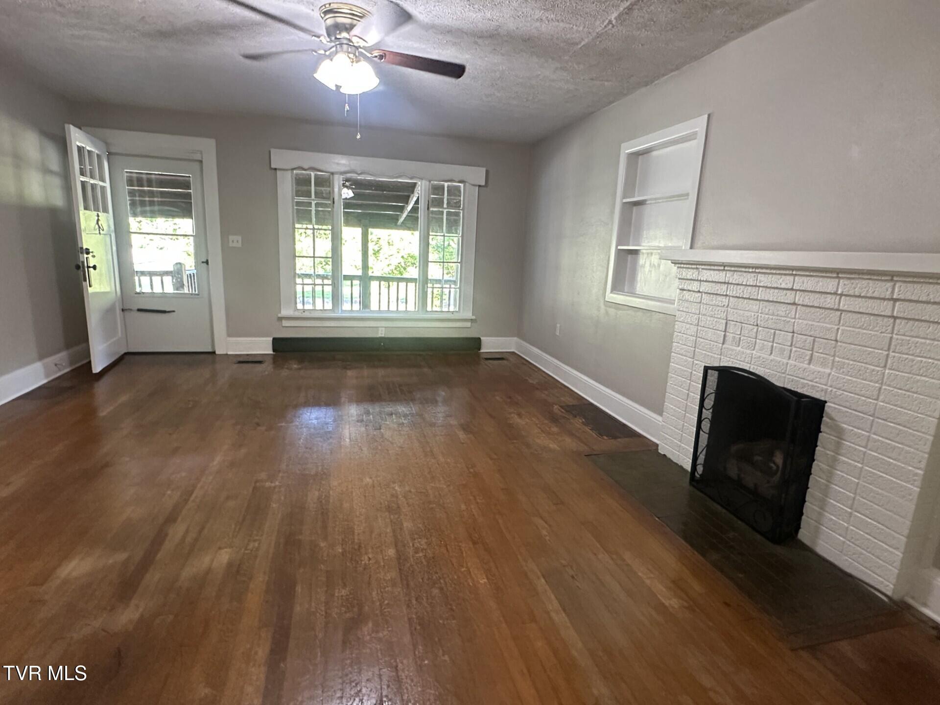 224 Baileyton Road Greeneville, TN 37745 - Photo 12 of 48 880070b1-c2e0-49b8-96d1-adec4fc70405