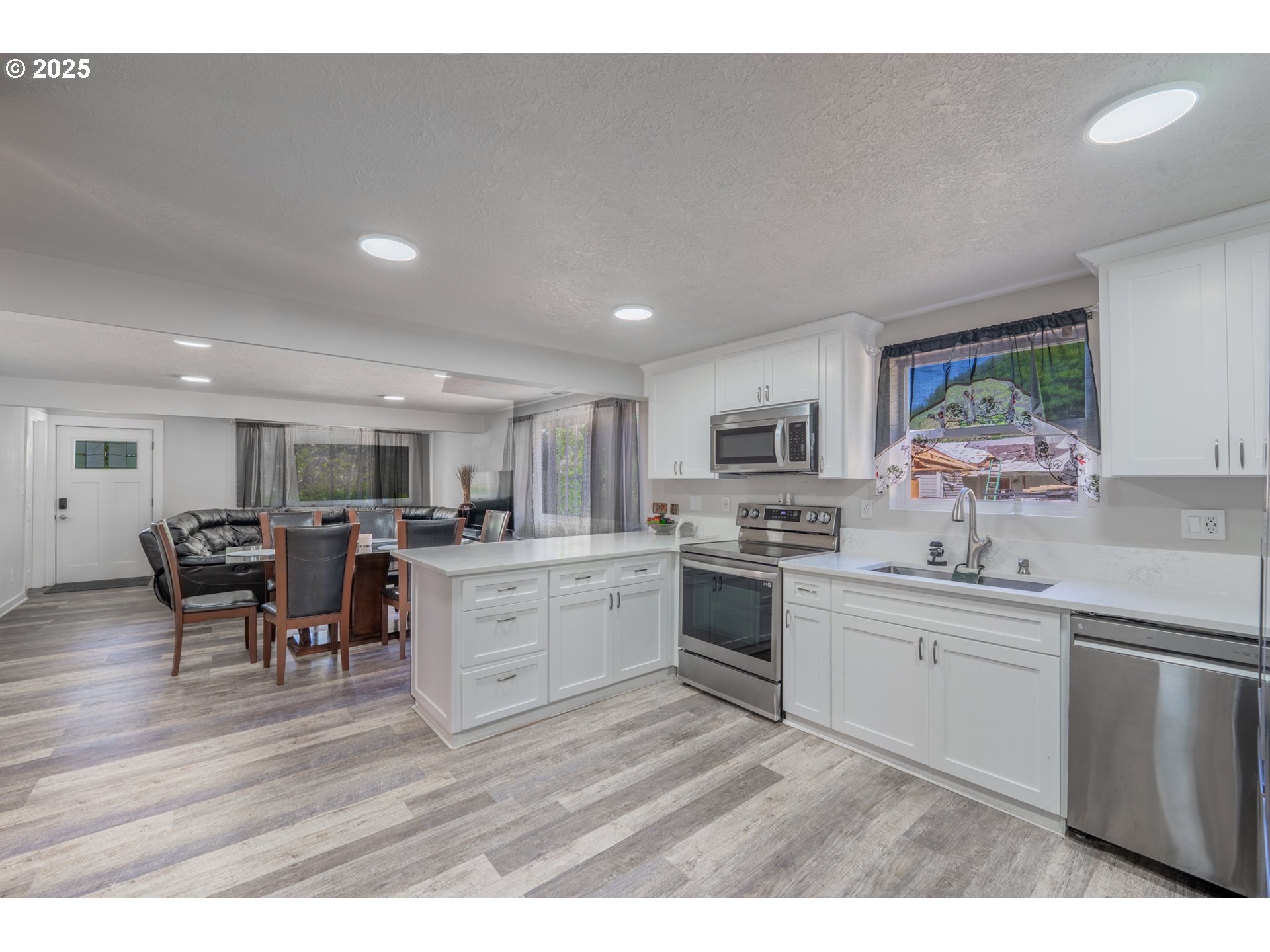 31165 Highway 22 Hebo, OR 97122 - Photo 10 of 31