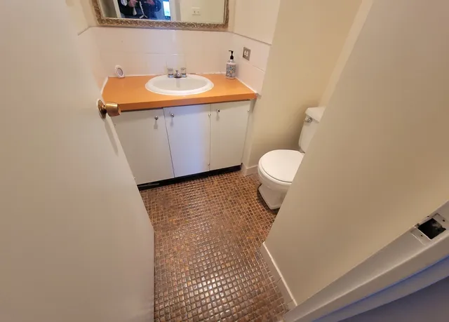 $2,200 | 5100 North Marine Drive, Unit 6B, Chicago, IL 60640