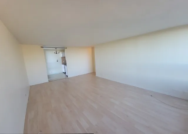 $2,200 | 5100 North Marine Drive, Unit 6B, Chicago, IL 60640