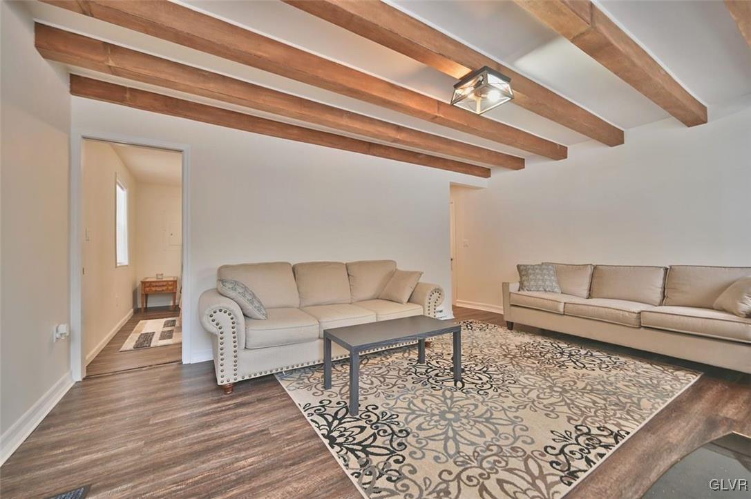 1412 Donalds Road Effort, PA 18330 - Photo 6 of 30 a living room with furniture and a rug