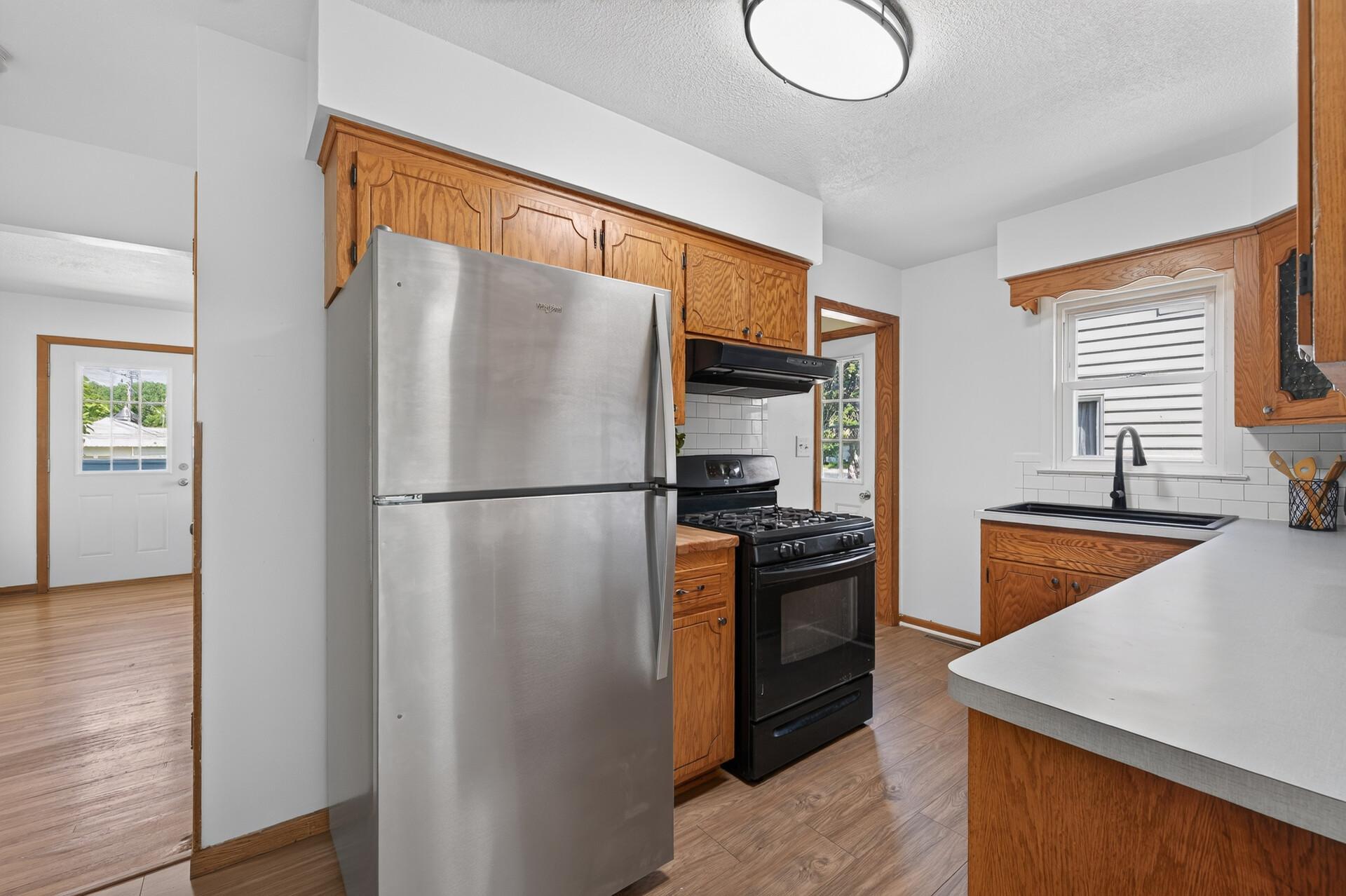 4763 Chatham Road Columbia Heights, MN 55421 - Photo 6 of 25