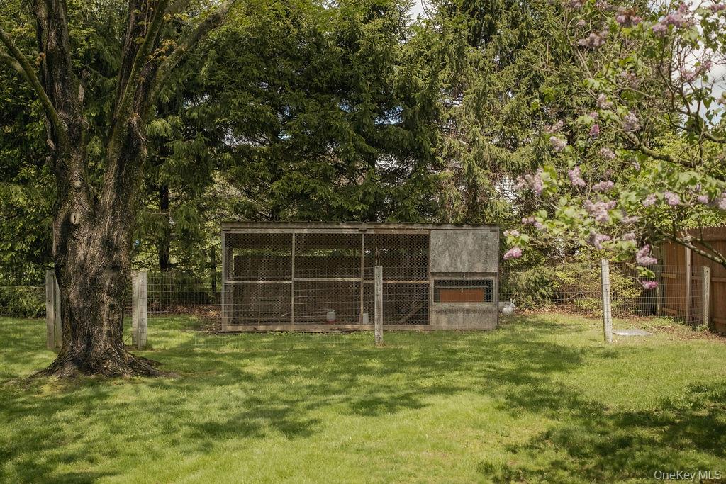 4 Echo Valley Road Red Hook, NY 12571 - Photo 28 of 33 a backyard of a house with lots of green space