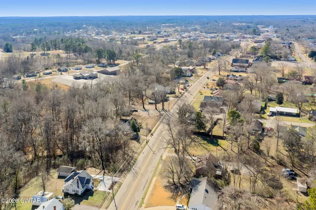 $250,000 | 242 Broad Street North, Lexington, TN 38351