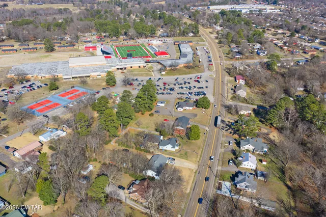 $250,000 | 242 Broad Street North, Lexington, TN 38351