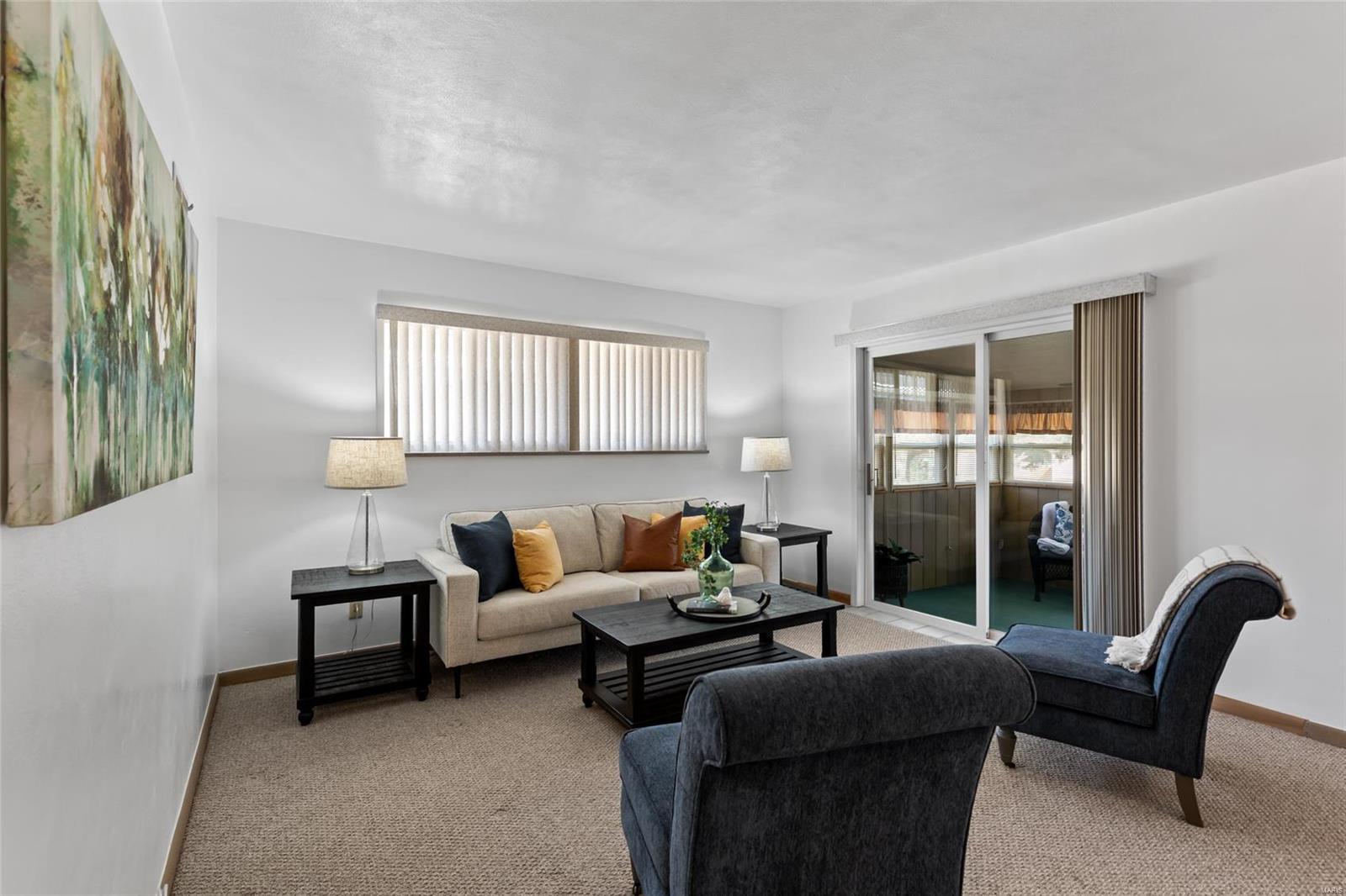 7227 Rockspring Drive St. Louis, MO 63123 - Photo 15 of 44 Gallery Image 15