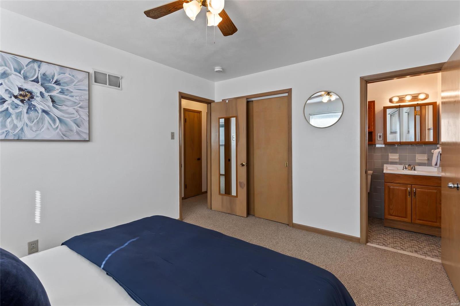 7227 Rockspring Drive St. Louis, MO 63123 - Photo 22 of 44 Gallery Image 22