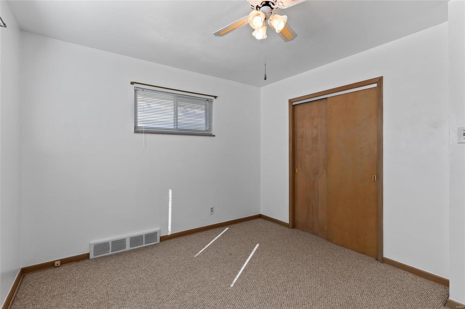 7227 Rockspring Drive St. Louis, MO 63123 - Photo 27 of 44 Gallery Image 27