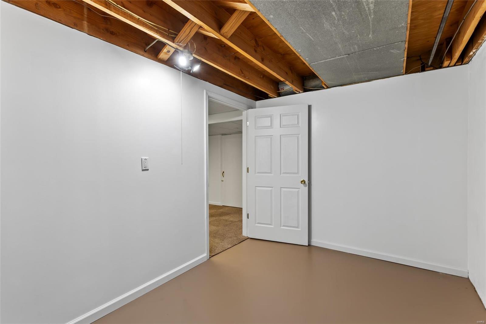 7227 Rockspring Drive St. Louis, MO 63123 - Photo 41 of 44 Gallery Image 41