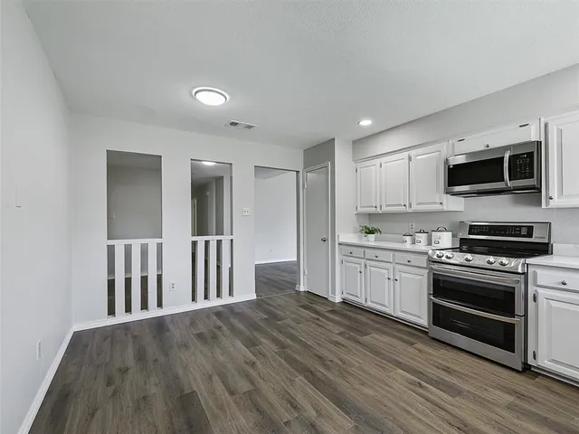 $350,000 | 2013 East Collins Boulevard, Richardson, TX 75081