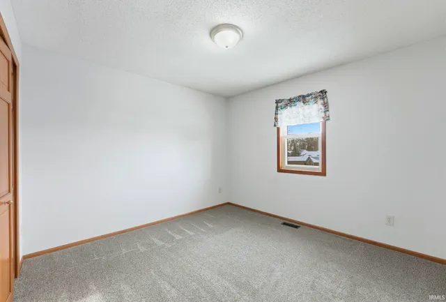 $379,900 | 408 Ridge Court, Ossian, IN 46777