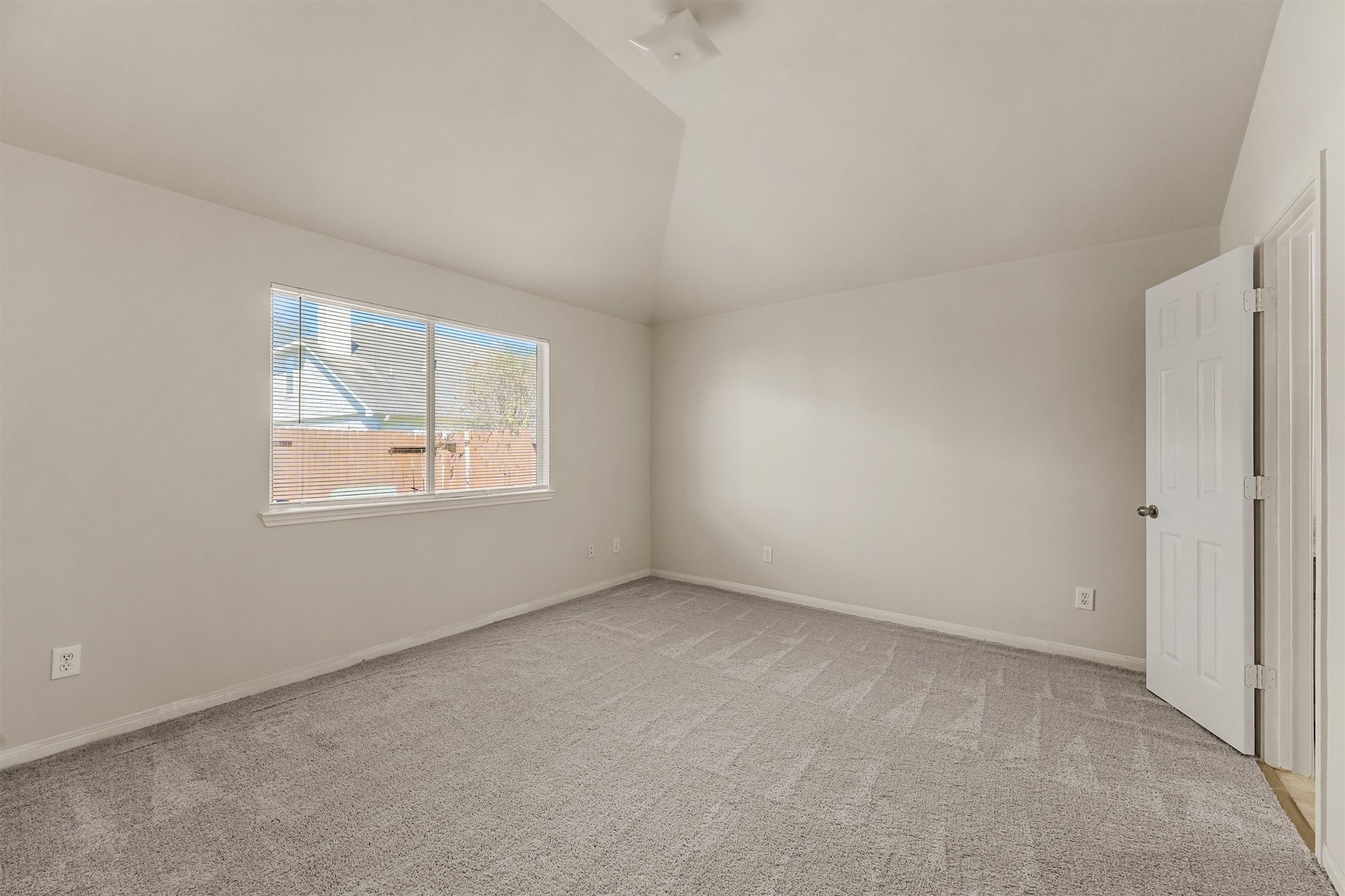 3110 Myrtle Ranch Drive Katy, TX 77494 - Photo 13 of 26 Primary bedroom