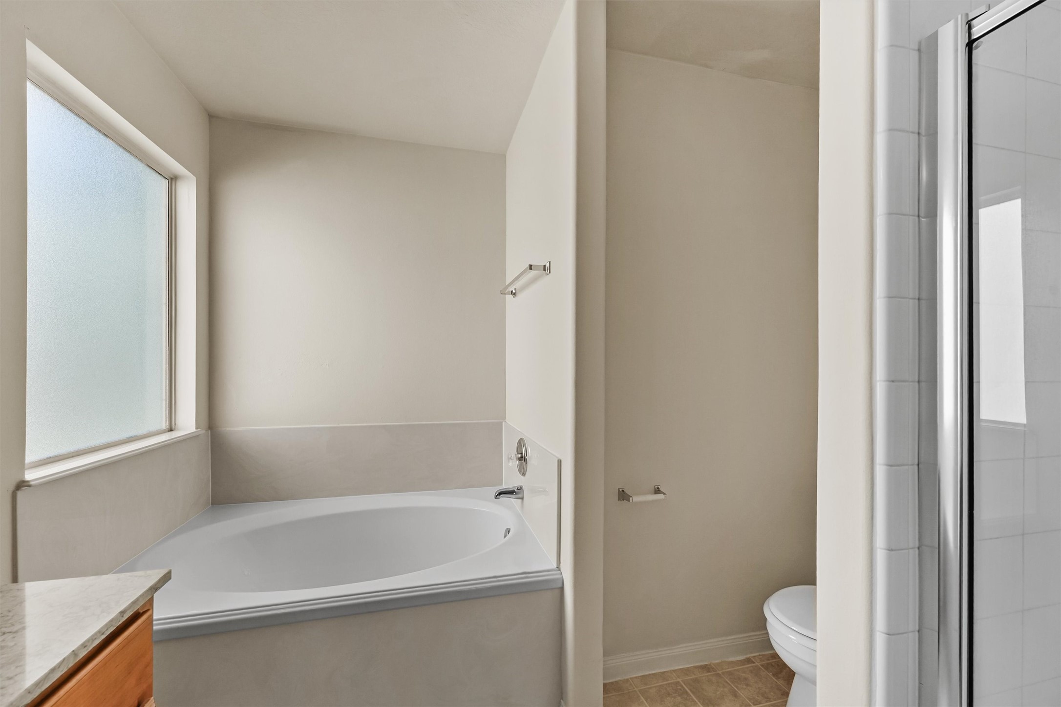 3110 Myrtle Ranch Drive Katy, TX 77494 - Photo 15 of 26 Primary bathroom