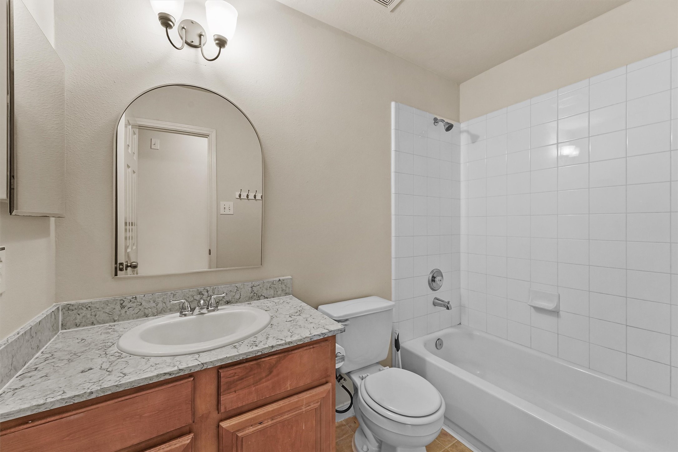3110 Myrtle Ranch Drive Katy, TX 77494 - Photo 20 of 26 Second full bathroom