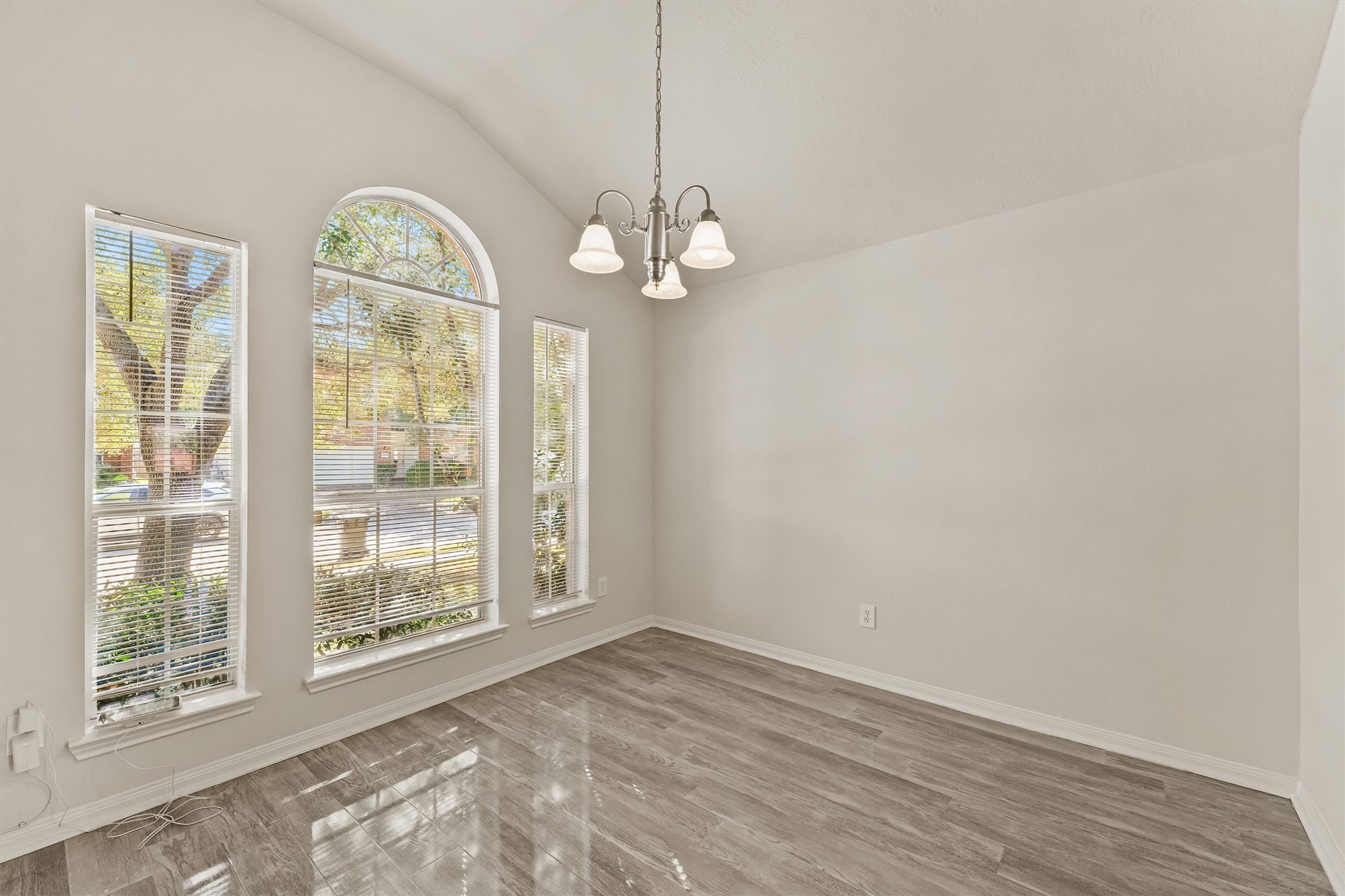 3110 Myrtle Ranch Drive Katy, TX 77494 - Photo 4 of 26 Dining room