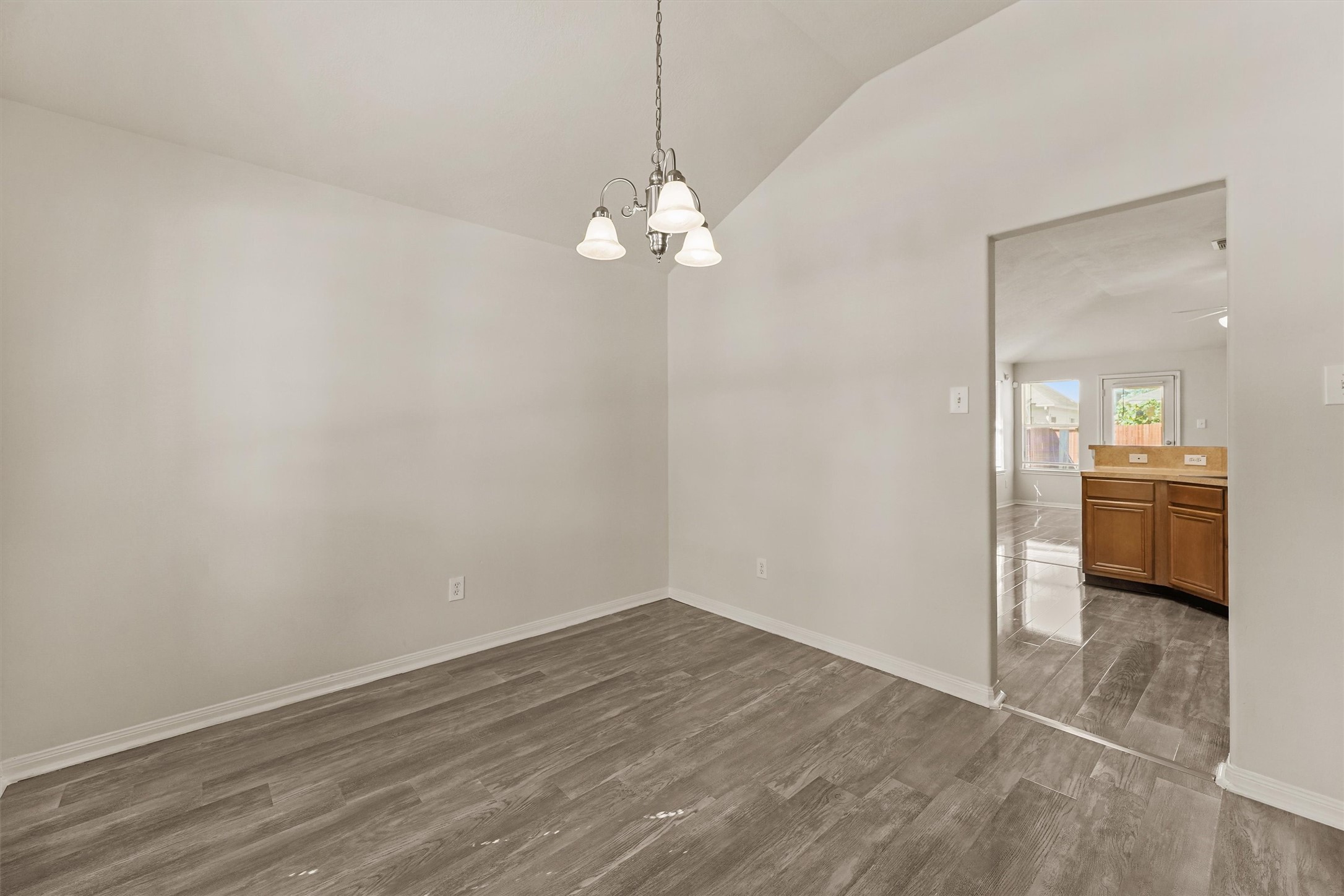 3110 Myrtle Ranch Drive Katy, TX 77494 - Photo 5 of 26 Dining room