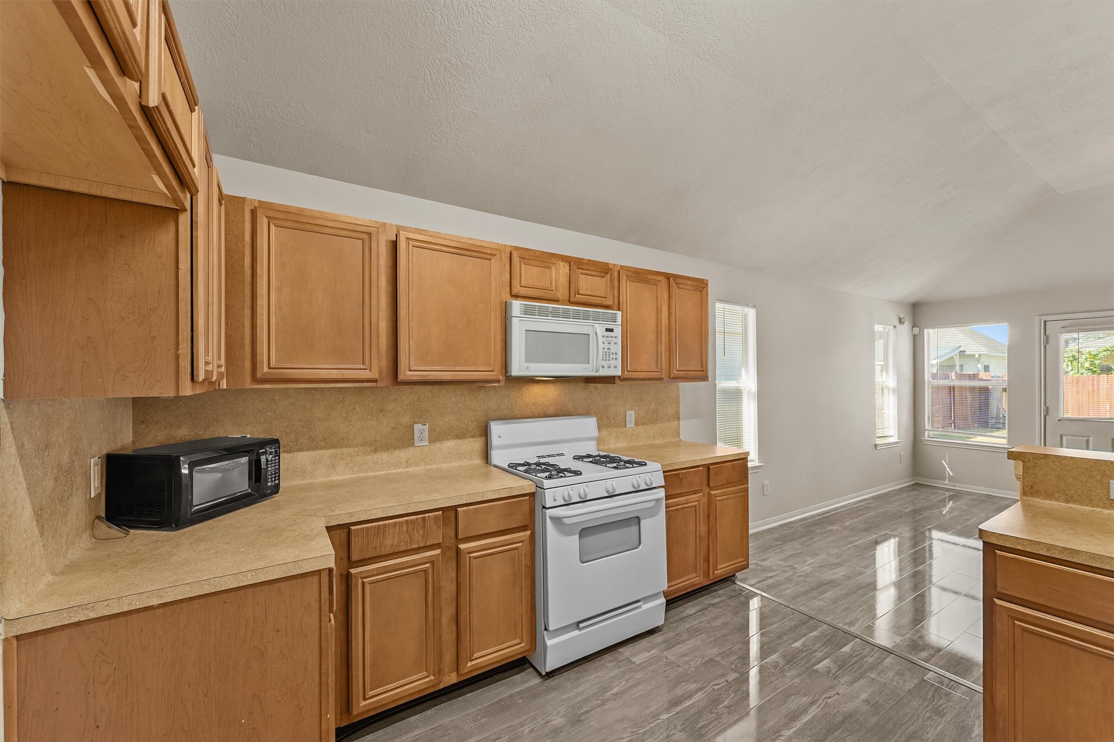 3110 Myrtle Ranch Drive Katy, TX 77494 - Photo 7 of 26 Kitchen