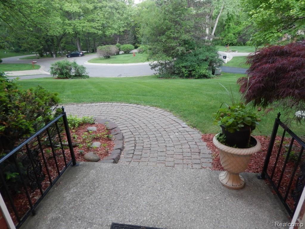 617 Birch Tree Court Rochester Hills, MI 48306 - Photo 43 of 82