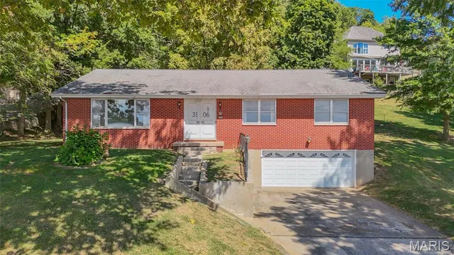 $399,000 | 3106 Indian Trail, Godfrey, IL 62035