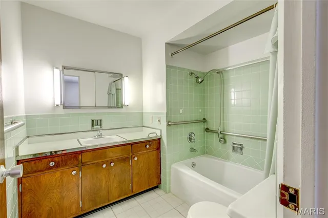 $399,000 | 3106 Indian Trail, Godfrey, IL 62035