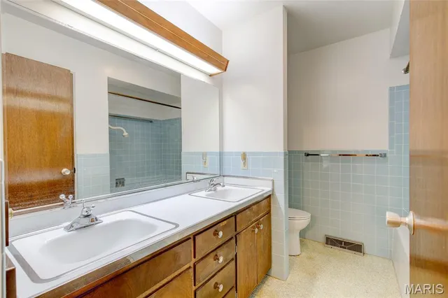 $399,000 | 3106 Indian Trail, Godfrey, IL 62035