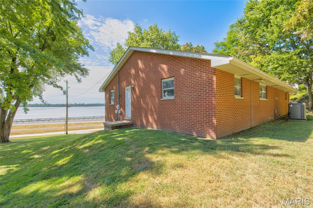 3106 Indian Trail Godfrey, IL 62035 - Photo 5 of 44