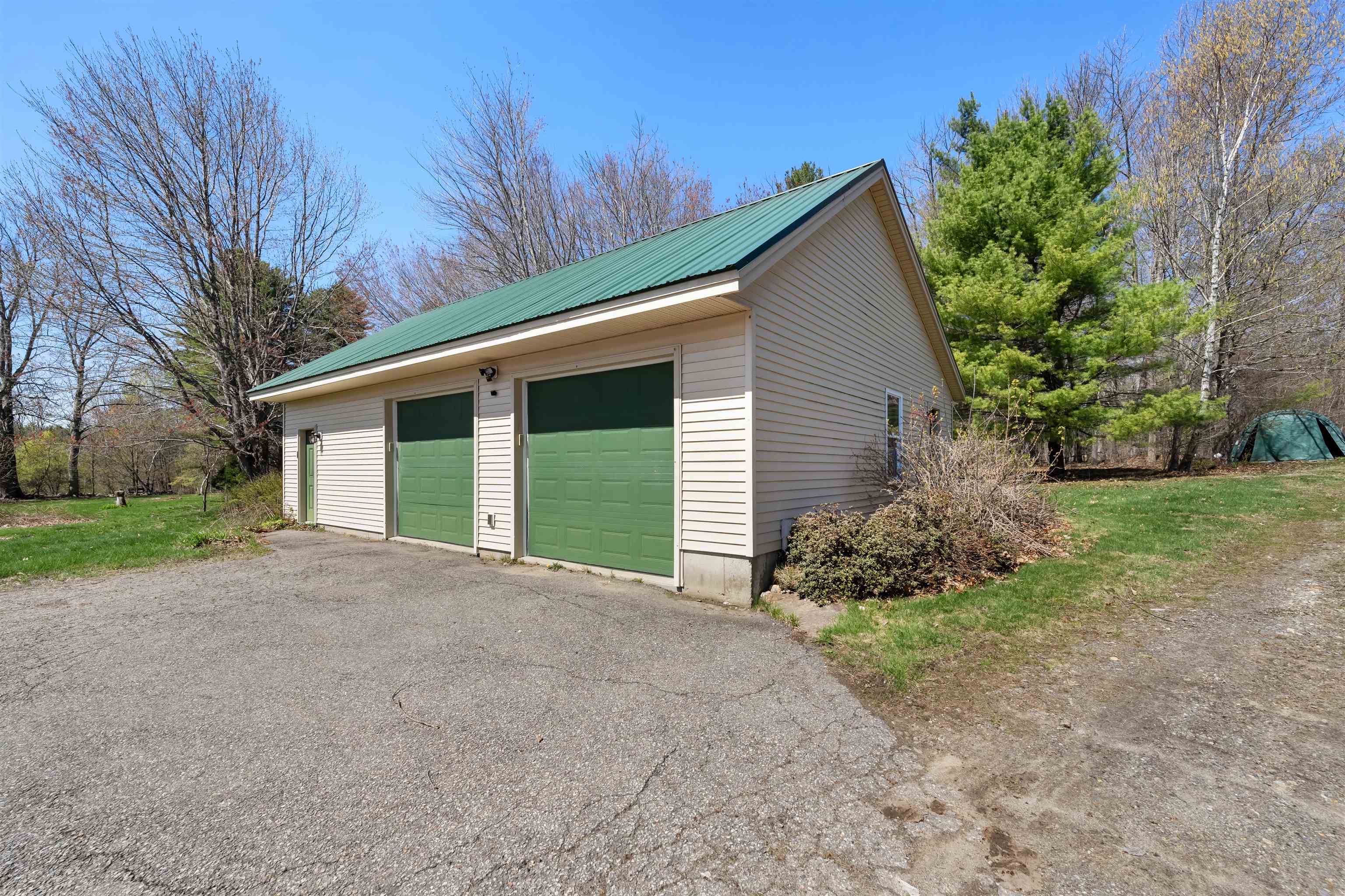 95 Roller Coaster Road Laconia, NH 03246 - Photo 9 of 27