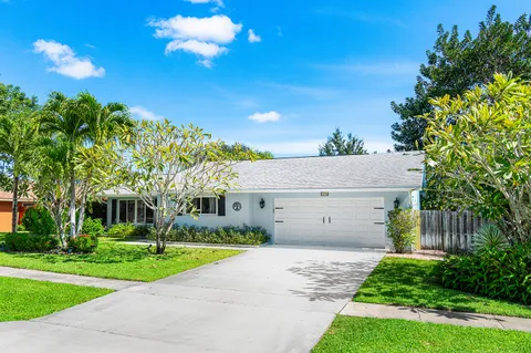 $675,000 | 1108 Petrel Road, Wellington, FL 33414